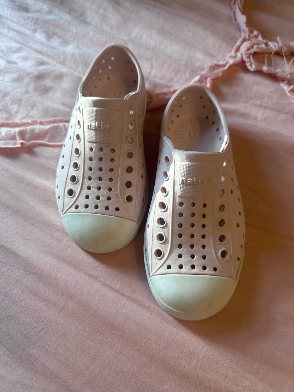 Native Shoes Kids Slip-On Water Shoes in Pale Pink and White Toe